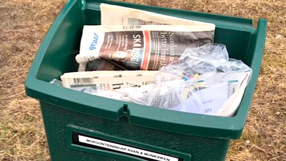 Samlingsbrevlåda för tidningar.