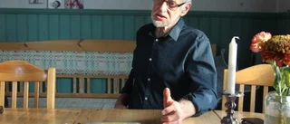 Roland Olsson återger1800-talets ö-nyheter 