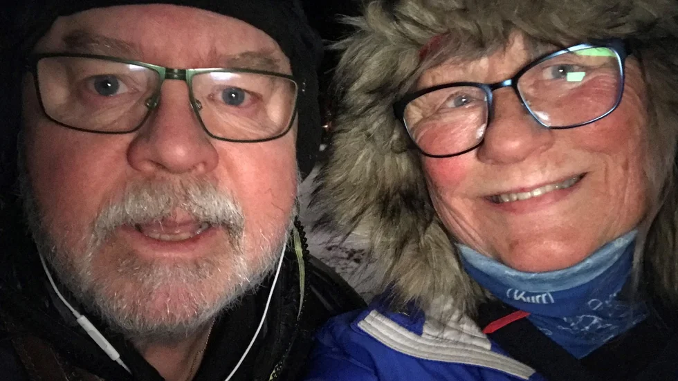 Ulf Jonsson och Cristina Casplin har varit till Svalbard flera gånger. "Det brukar bli äventyr när vi är i farten", säger Cristina Casplin.
