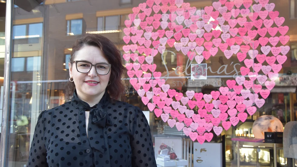 Selma Nilsson, Selma's style för you, har uppmanat sina kunder att dela med sig den finaste komplimangen de fått och bygga ett hjärta  med kärlek. 