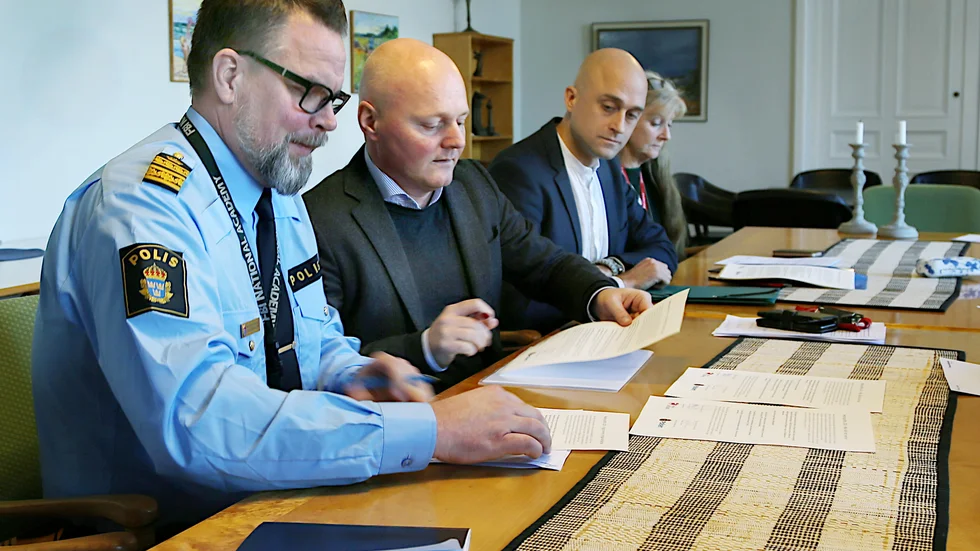 Regionråd Nils-Olov Lindfors (C) vill se att länets självförsörjningsgrad förstärks betydligt. "I en krissituation gapar livsmedelshyllorna tomma efter två dygn. Oacceptabelt", säger han.