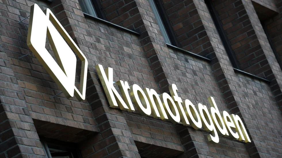 Kronoinspektörer i Sörmland hotades och utsattes för våld.