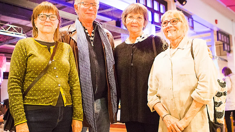 "Bollen är hos Centerpartiet, vi kan inte göra något annat än att avvakta deras lösning." säger Tomas Peterson (M), om den pågående krisen i stadshuset. 