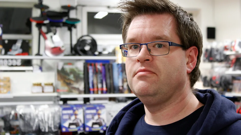 Kristian Gustavsson driver Trippolo i Västervik. Även om Black Friday inte bjöd på det optimala shoppingvädret så var det mer försäljning än vanligtvis, menade han.