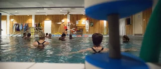 Stoppa nedläggningen av vamvattenbassänger