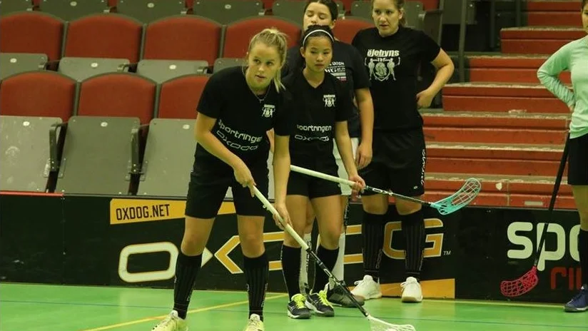 Det blir ingen DM-final för Öjebyns innebandydamer. På söndag avrundar laget säsongen med en sista träning. (Arkivbild)