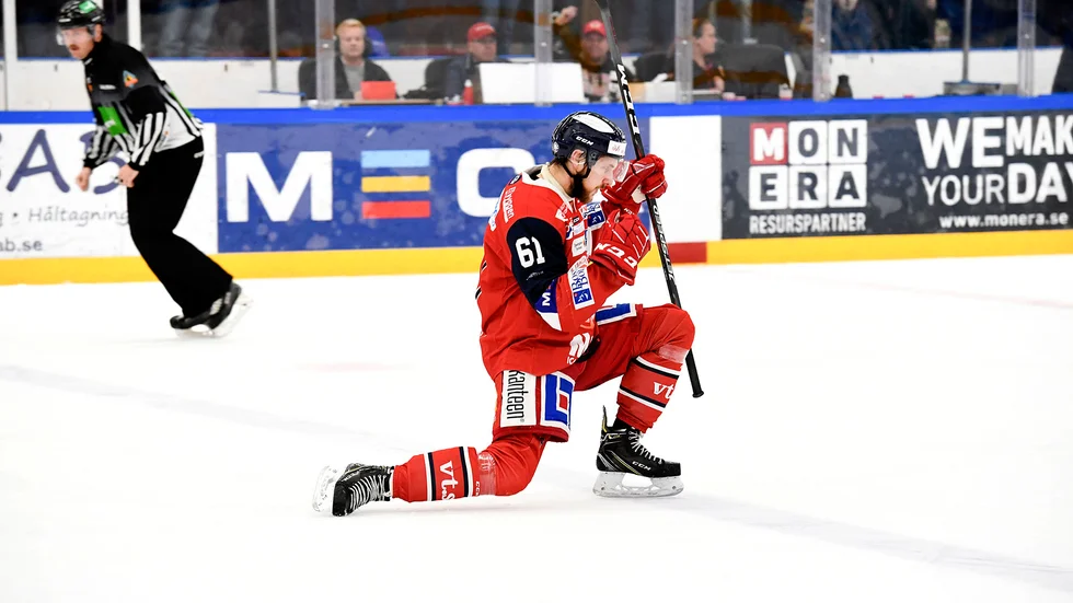 Under sina säsonger i VIK stod Emil Wahlberg för ett flertal fina mål. Inte sällan genom ett klassiskt slagskott från blå.