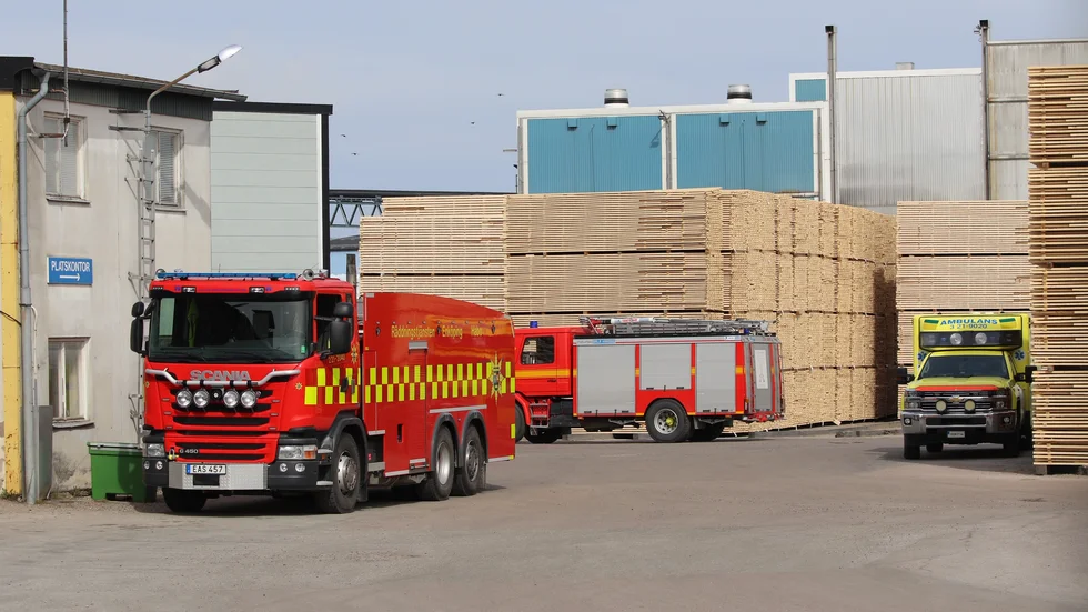 En brand bröt ut på sågverket i Heby på onsdagen.