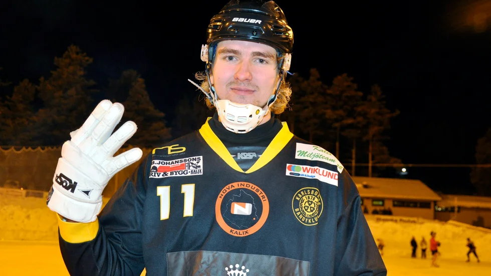 Pontus Bergdahl är klar för Kalix Bandy.