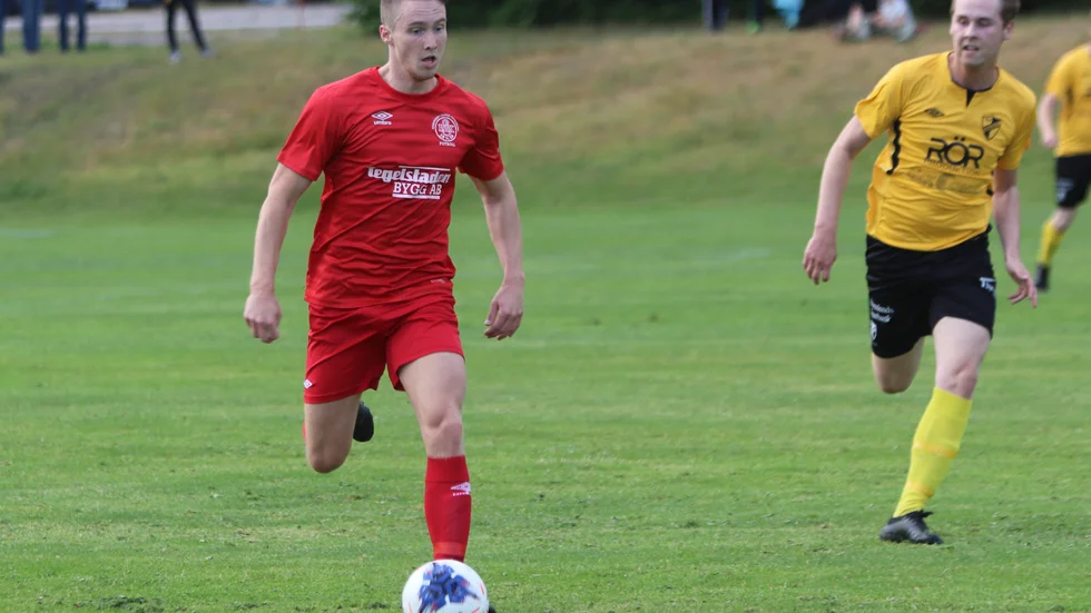 Anton Bago, en av spelarna som övertygat på nya KSK-tränaren Mikael Lang inför seriepremiären.