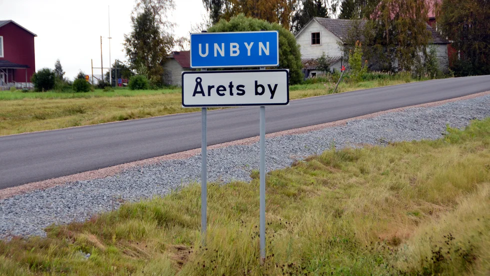 Unbyn, i Bodens kommun och Avan, i Luleå kommun samarbetar i den ekonomiska föreningen Unek, som driver den gemensamma servicepunkten.