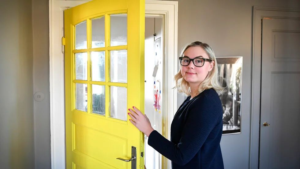 Gick med i SSU som 20-åring. Sex år senare är det Felicia Lundmark som sköter ordförandeskapet i Gymnasienämnden. 