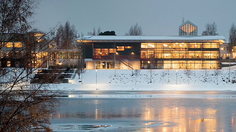 Debatt om kritiserad ställplats hettade till under tisdagens fullmäktige. 