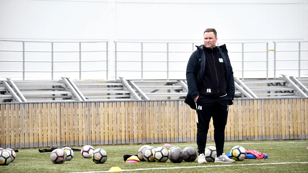 Fredrik Asplund lämnar Morön.