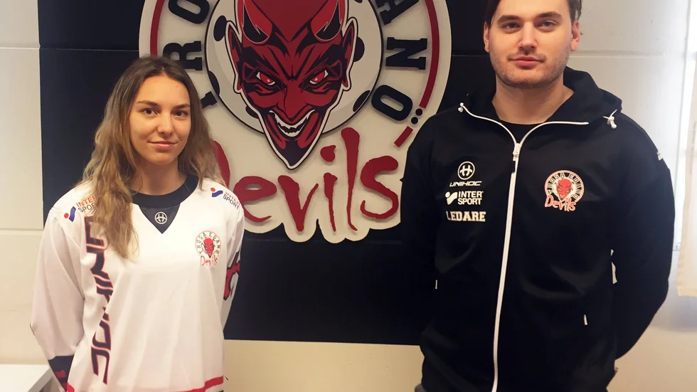 Målvakten Rebecca Ahrén blev det första nyförvärvet för Trosa Edanö, som är nykomling innebandyettan. Filip Robertsson breddar tränarstaben.