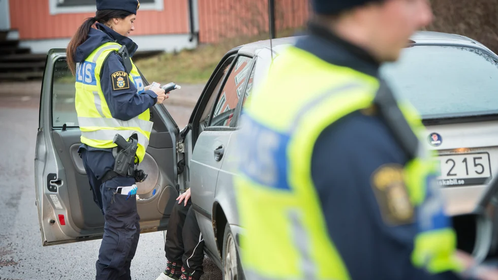 Polispatrullen i Norrköping genomskådade det falska, grekiska "körkortet" och föraren dömdes till böter.