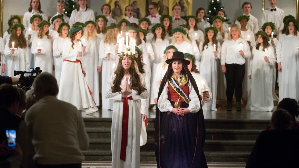 Linah Hässelbäck Nordgren, Norrbottens Lucia, är den senaste lucian att krönas i Luleå domkyrka. I fjol blev det ett uppehåll på grund av pandemin men i år ska det bli ett traditionsenligt firande med kröning i kyrkan.
