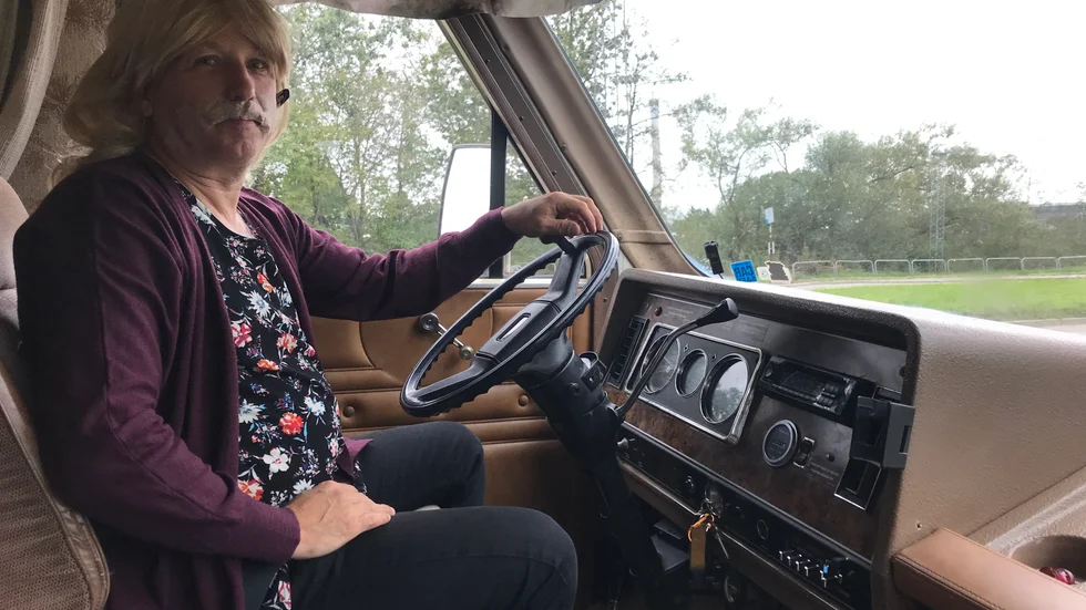 Så här såg det ut när Pelle Liljegren gjorde stand in för Martina Haag. Filmen "Dag för dag" får premiär i höst, och inför den visningen kommer det bli lite extravagans.