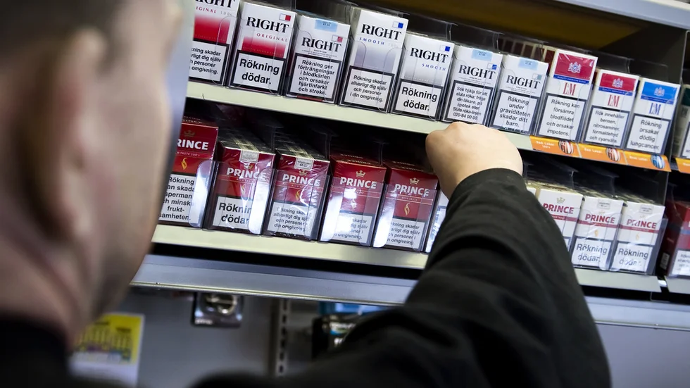 Antalet tobakshandlare i Nyköping har minskat sedan nya tobakslagen infördes 2019, från 61 handlare till 44 i år.