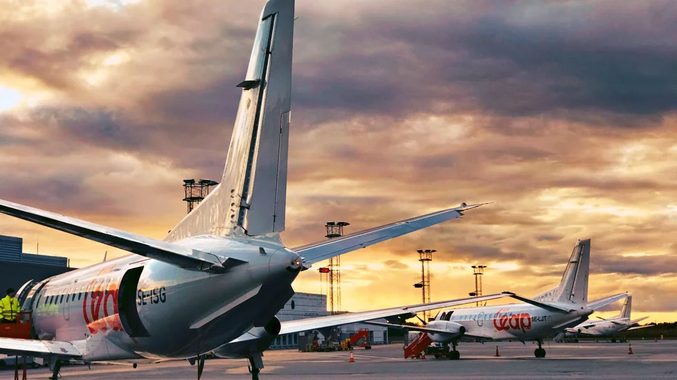 Flygbolaget Air Leap kommer att fylla sin flygplan till sista plats. Passagerarna får munskydd. 