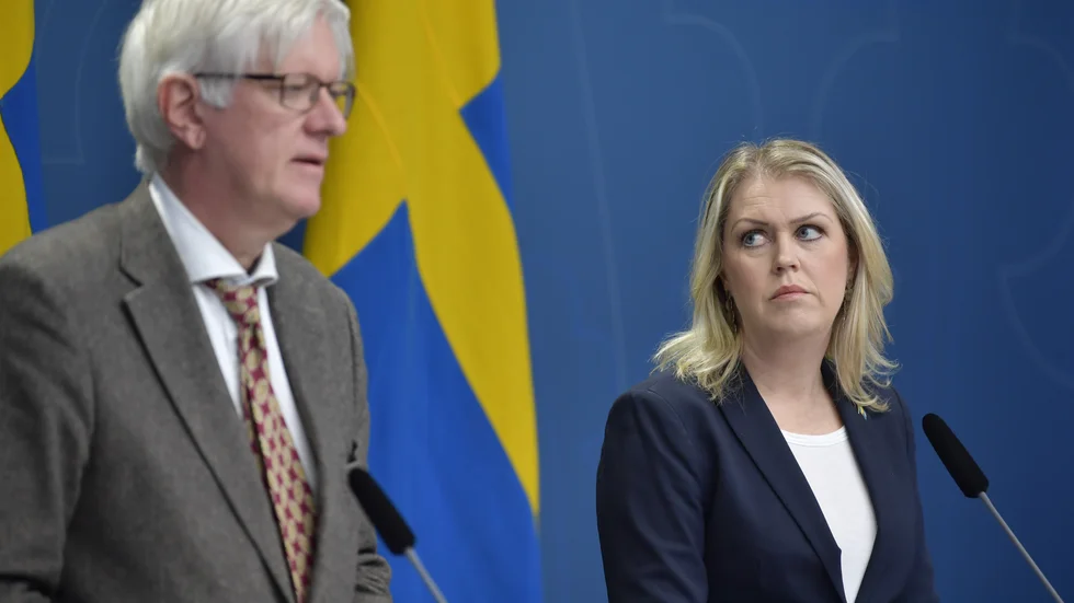 Socialminister Lena Hallengren (S) ska hålla presskonferens tillsammans med Folkhälsomyndighetens generaldirektör Johan Carlson. Arkivbild.