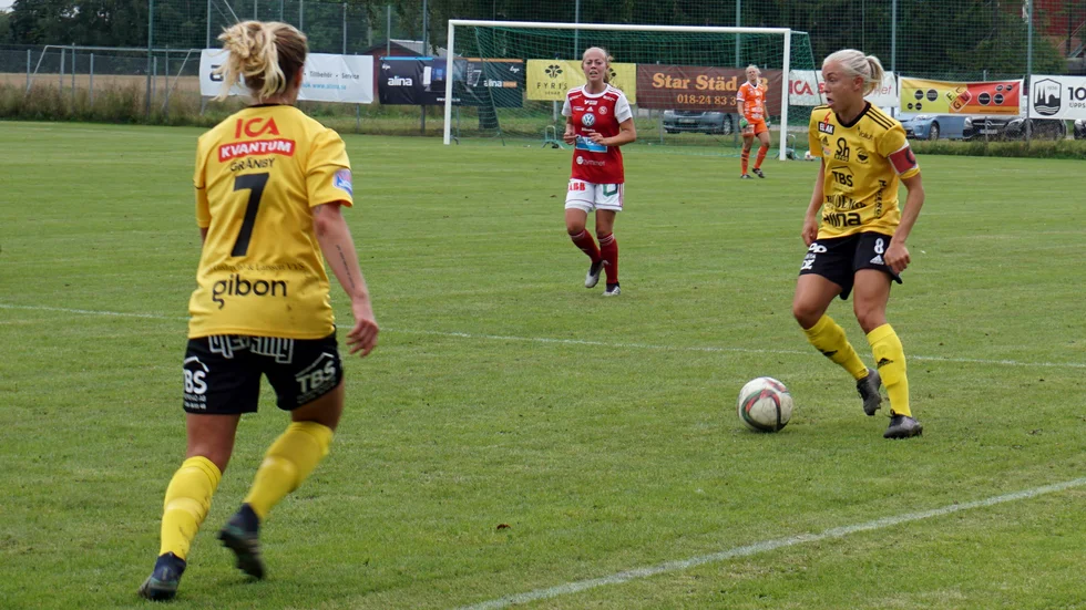 Gusks damer och herrar får bara spela hälften av sina matcher. 