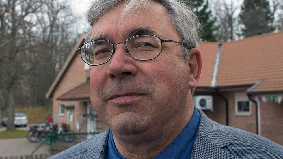 Peter Karlberg (V) säger att de ska diskutera om det ska bli något framtida samarbete i oppositionen.