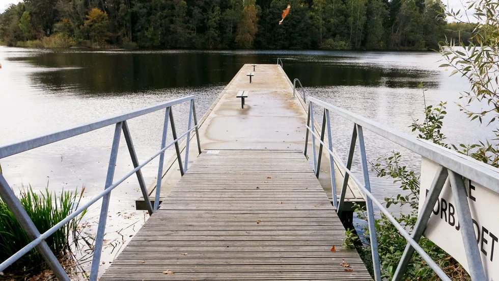 Sjudargårdsbadet är en av alla platser i Sigtuna kommun där det fiskas flitigt.
