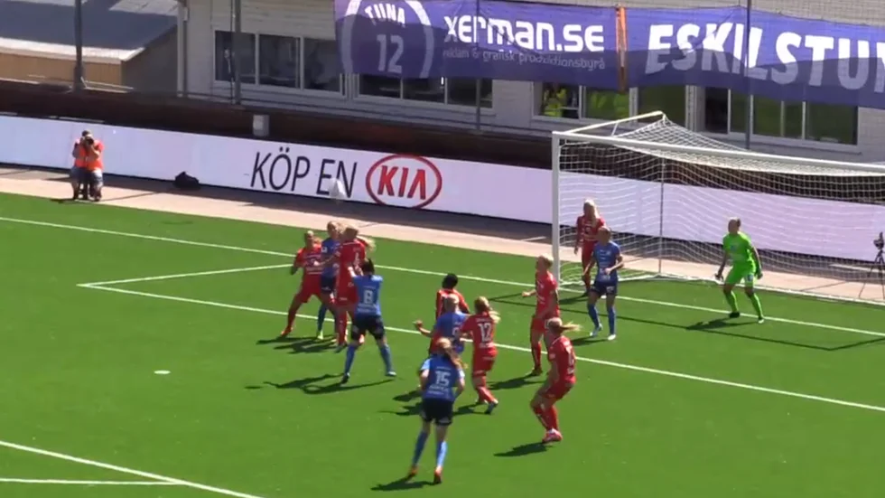 Se mötet mellan Eskilstuna United och Linköpings FC nedan.