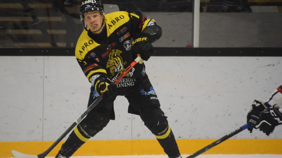 Christoffer Rasch blir kvar i Karlskrona.