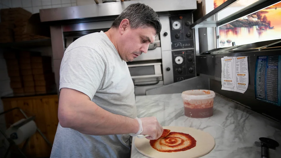 Same Sakareahs chef Mohammad Kilan säger att jästen kommer räcka en vecka till. 