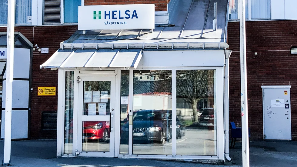 Våren 2021 skulle Helsas uppsägning av vårdcentralen i Vilbergen träda i kraft. Nu ser det ut som att den kan bli kvar i privat regi.