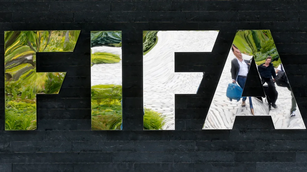 Fyra fotbollshöjdare misstänka för korruption ser ut att slippa undan, då rättegångstiden i Schweiz gått ut. Arkivbild.
