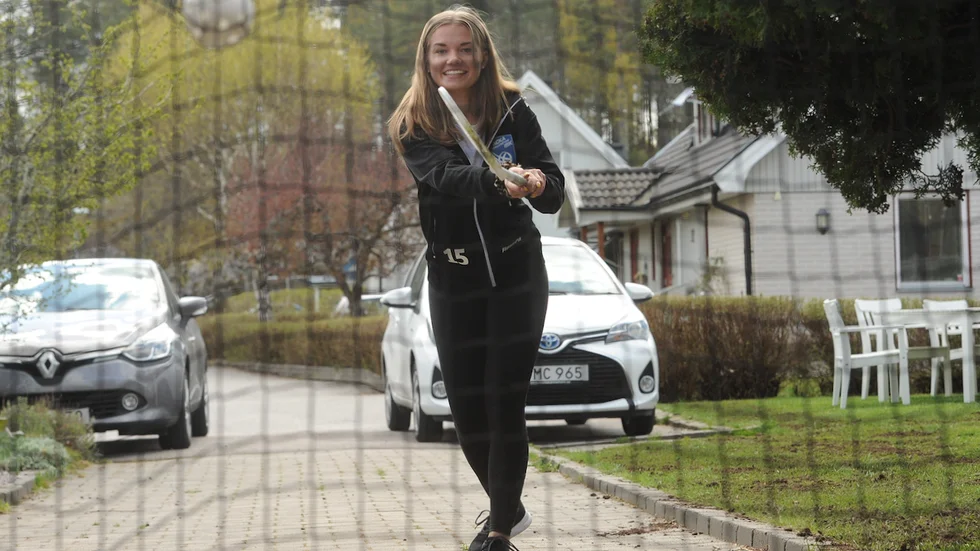 Johanna Turesson har fått börja springa igen efter den svåra knäskadan och siktar nu på återkomst i Nacka i SSL till hösten.