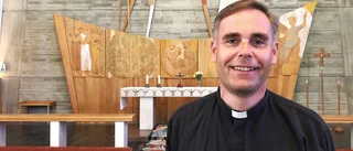 Kyrkan stänger inte – men begränsar sig