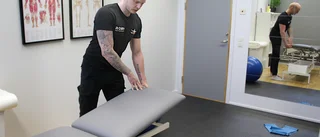Han startar egen massagestudio i coronatid 