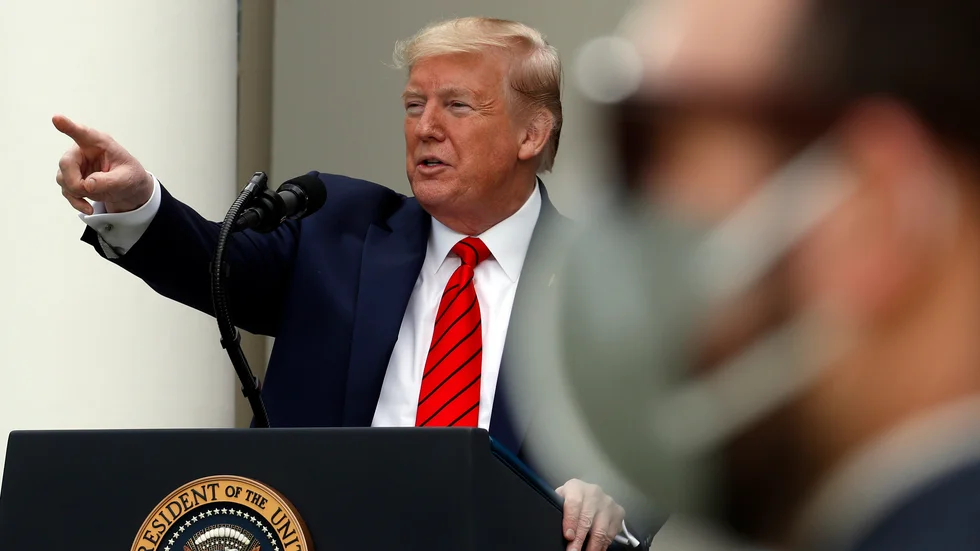 USA:s president Donald Trump vid en presskonferens på måndagen.