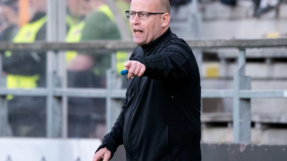 Stellan Carlsson är rasande över att Piteå IF behövde spela mot Linköping under torsdagen.