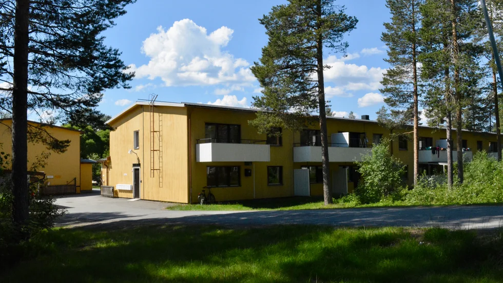 Ombyggnationerna gäller hyreshusen på Furugatan 7–11 i Malå.