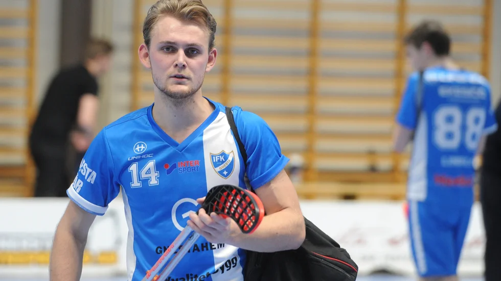 Felix Rosander, spelande tränare i IFK Gnesta. 