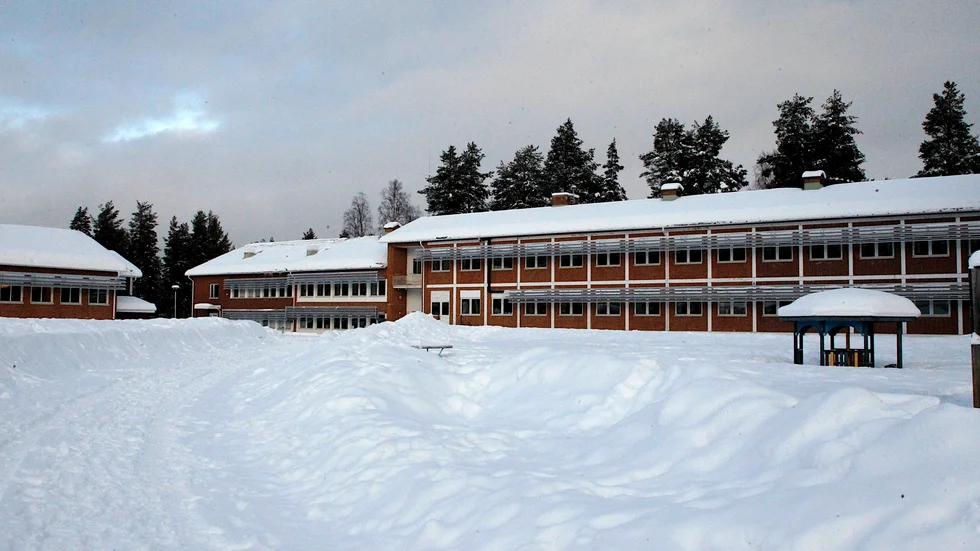 Redan före beslutet formellt togs hade folk börjat samla sig för att börja starta upp en friskola som kunde ersätta högstadiet i Vidsel. Nu börjar det närma sig beslut.