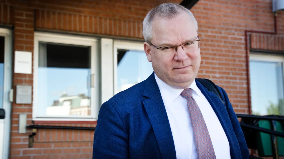 Magnus Müchler är advokat för den 78-årige som nu döms till 16 års fängelse efter att han hällt bensin på sin sambo som senare avled.