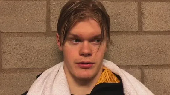 Albin Eriksson pratar om den heta tillställningen i CHL, när finska profillaget Kärpät kom på besök.