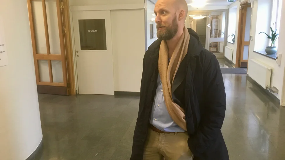 Fredrik Elveros är den 30-åriga kvinnans försvarsadvokat.