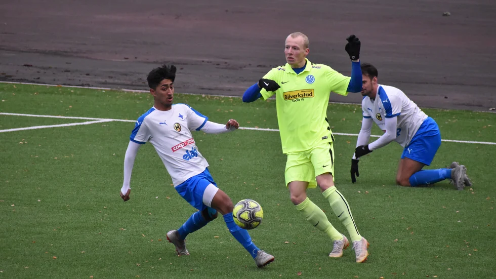 Adrian Mathiasson var en av planens bästa spelare när Södra Vi fick 3-3 i kvalet mot IFK Oskarshamn.
