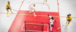 Nu flyttar de in i sin nybyggda lägenhet