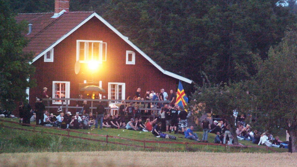 Mycket fylla på Kuggnäs - en kvinna misstänks ha slagits med en flaska och kört rattfull från festivalen. Bilden är tagen vid en tidigare festival.