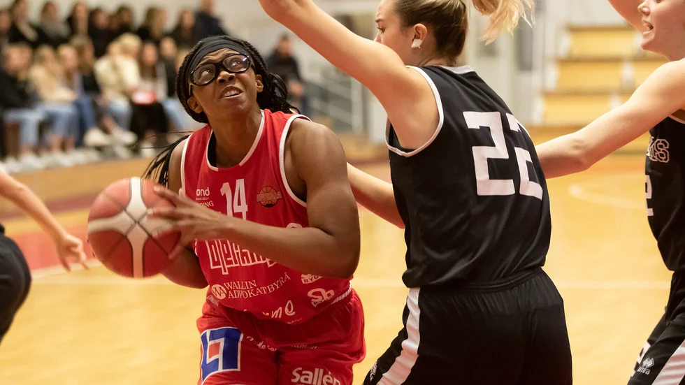 Justine Weatherspoon var bäst i Uppsala med 19 poäng.