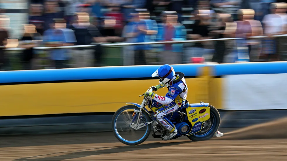 Linus Sundström ansluter till Västervik Speedway.