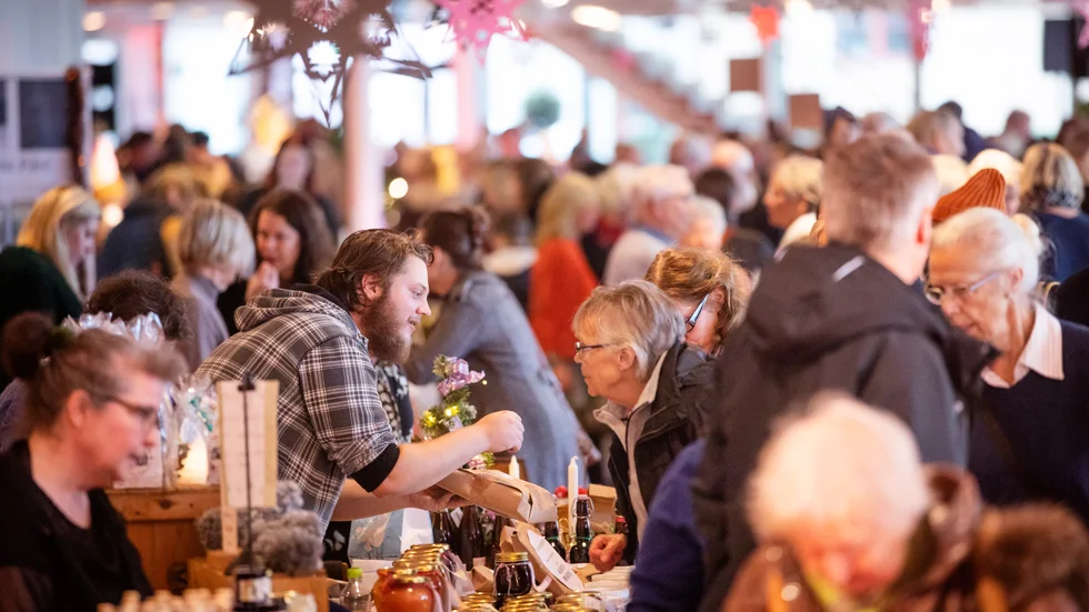 Tusentals personer besökte Gotlands nya julmarknad som hölls på Wisby Strand i helgen. 